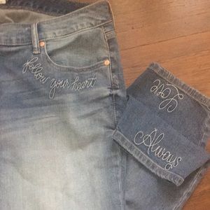 Torrid girlfriend Jeans size 20 light wash